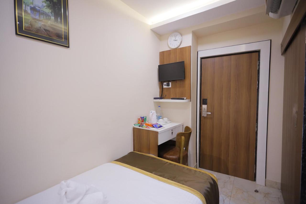 The Avenue Hotel Ballygunge Calcutta Eksteriør billede