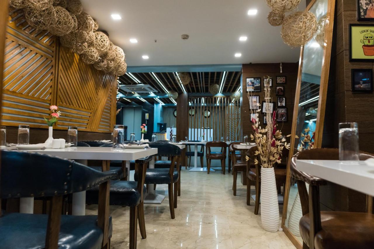 The Avenue Hotel Ballygunge Calcutta Eksteriør billede