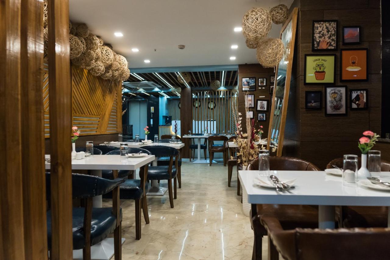 The Avenue Hotel Ballygunge Calcutta Eksteriør billede